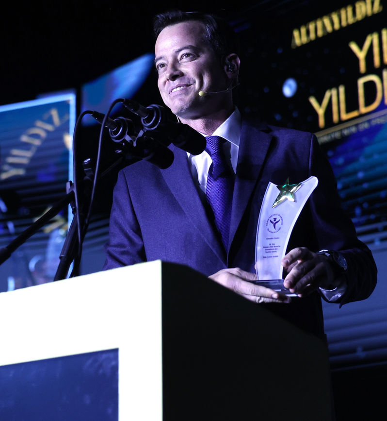 Sahne ışıkları, yıldızlar parladı, anılar biriktirildi