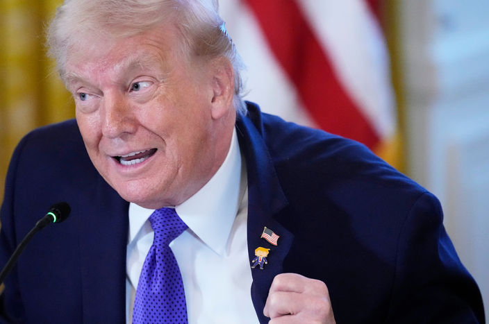 Rozet, petrol, eski başkan, Venezuela, sembolik mesaj