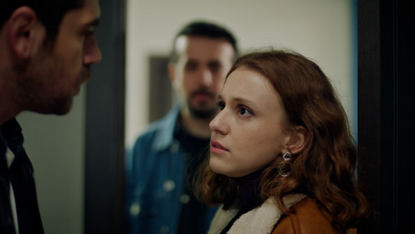 Aşk, ihanet ve sırlar perdesini aralıyor