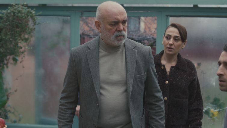 Geçmiş geri döner, sırlar açığa çıkar, hayatlar değişir