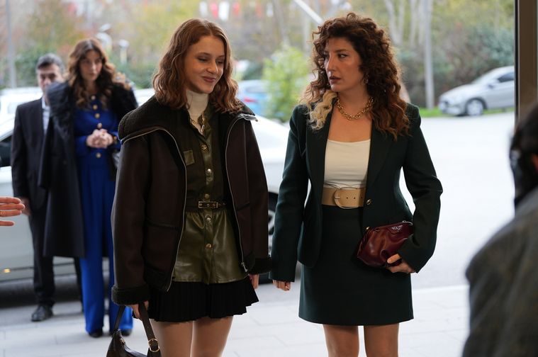 Aydan'ın sırları açığa çıkıyor, tehlike kol geziyor