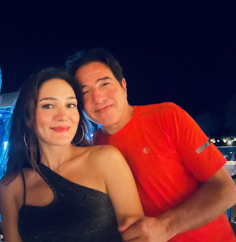 Aşk, müzik ve doğum günü kutlaması bir araya geldi