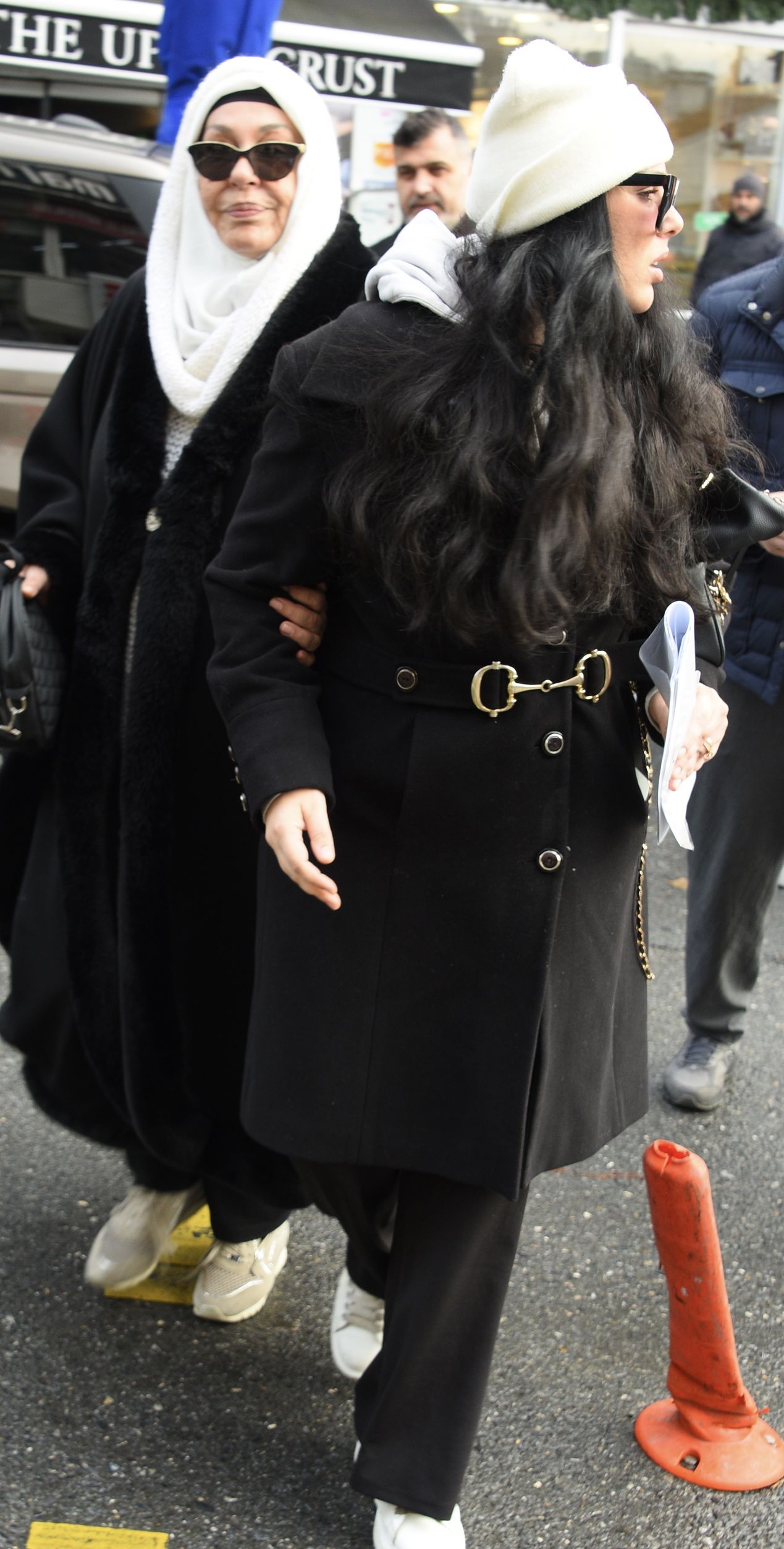 Gizlilik tercihleri, Ferdi Tayfur mirası sorusuna kaçamak yanıt