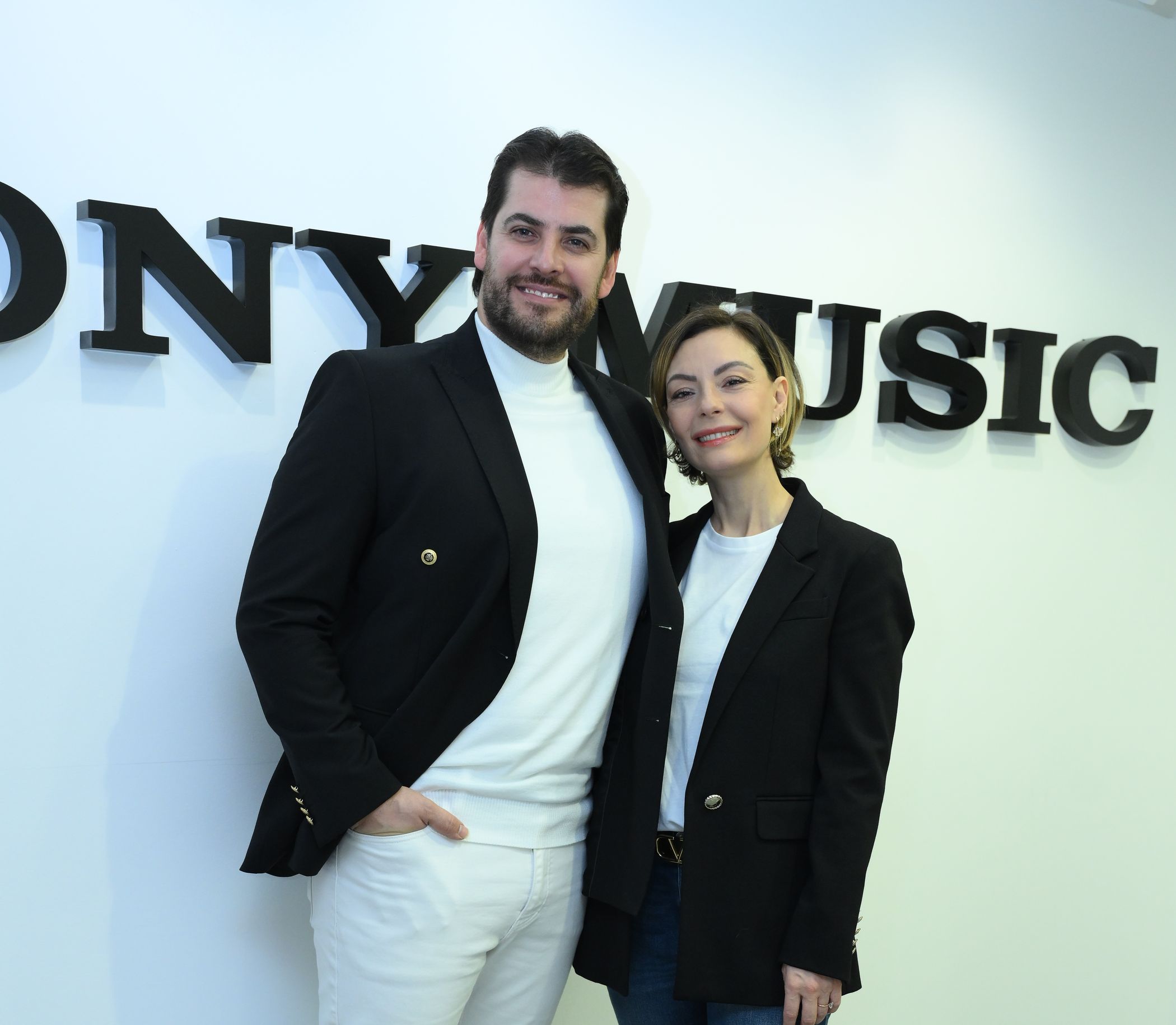 Gönül sesi, Volkan'a saygı, yeni bir şarkı doğuyor