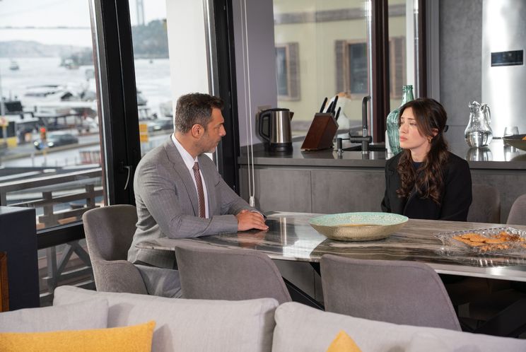 Bade'nin gülüşü, ekrandan samimiyet fışkırıyor