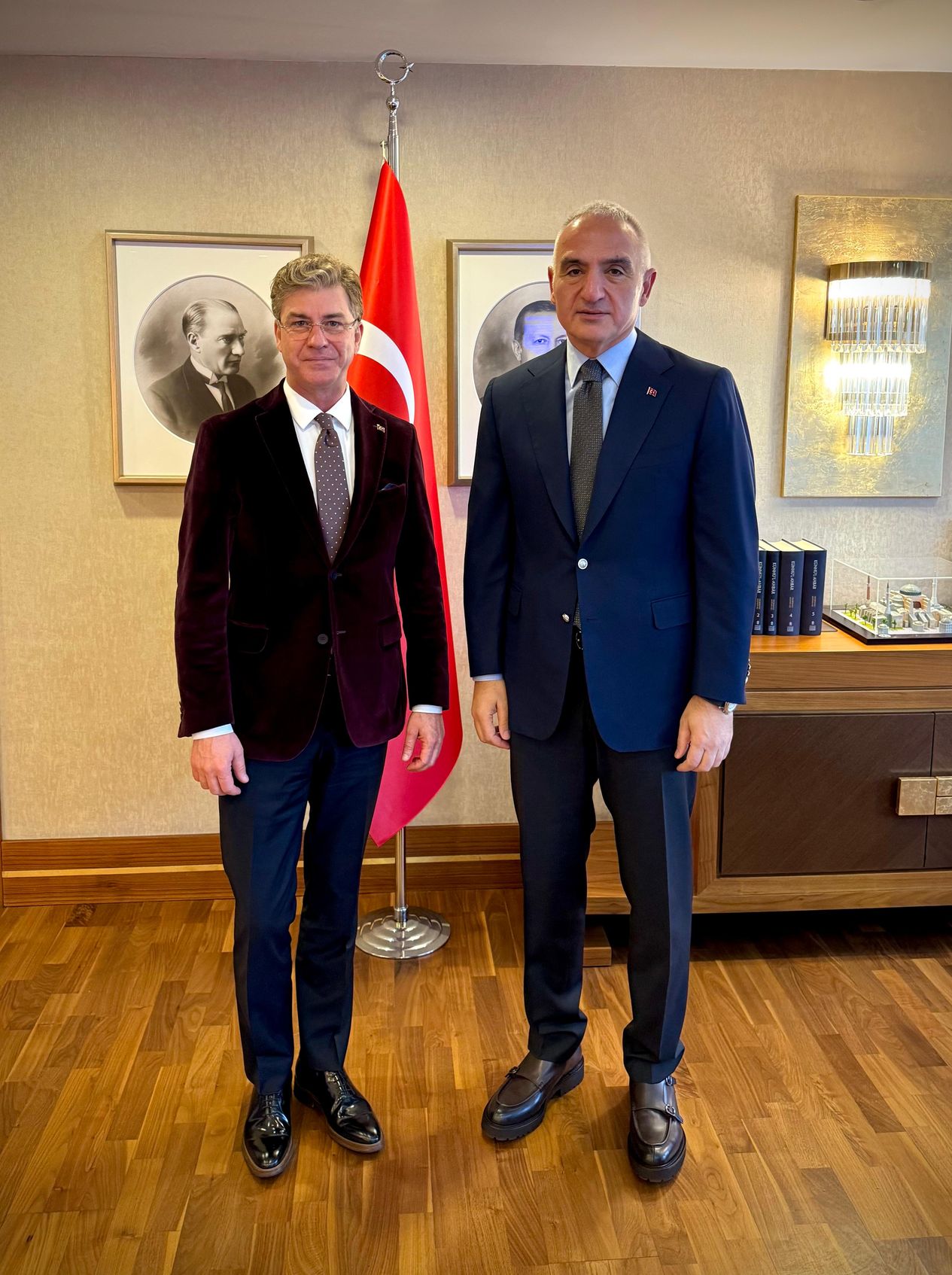 Sanatçıdan bakanlığa, yeni bir sayfa açılıyor