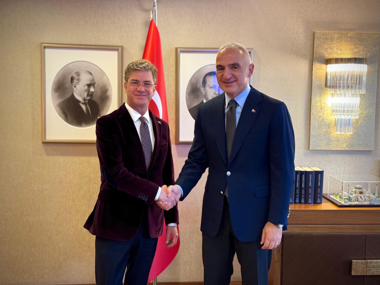 Sanatçıdan bakanlığa, yeni bir sayfa açılıyor