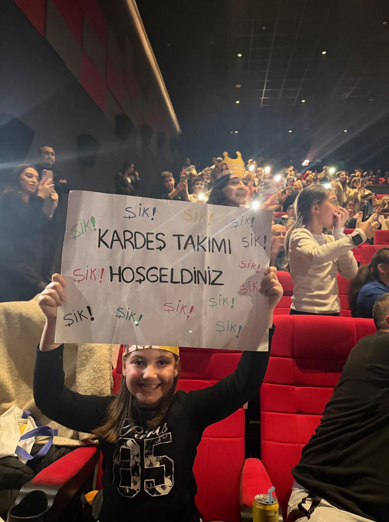 Ailece kahkahalarla dolu bir sinema deneyimi!