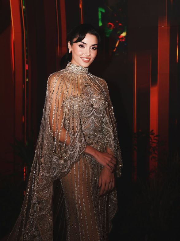 Paris Hilton'dan Hande Erçel'e yorum, sosyal medyayı salladı