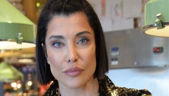 Hüzünlü bir veda, demir parmaklıklar ardında yeni bir sayfa