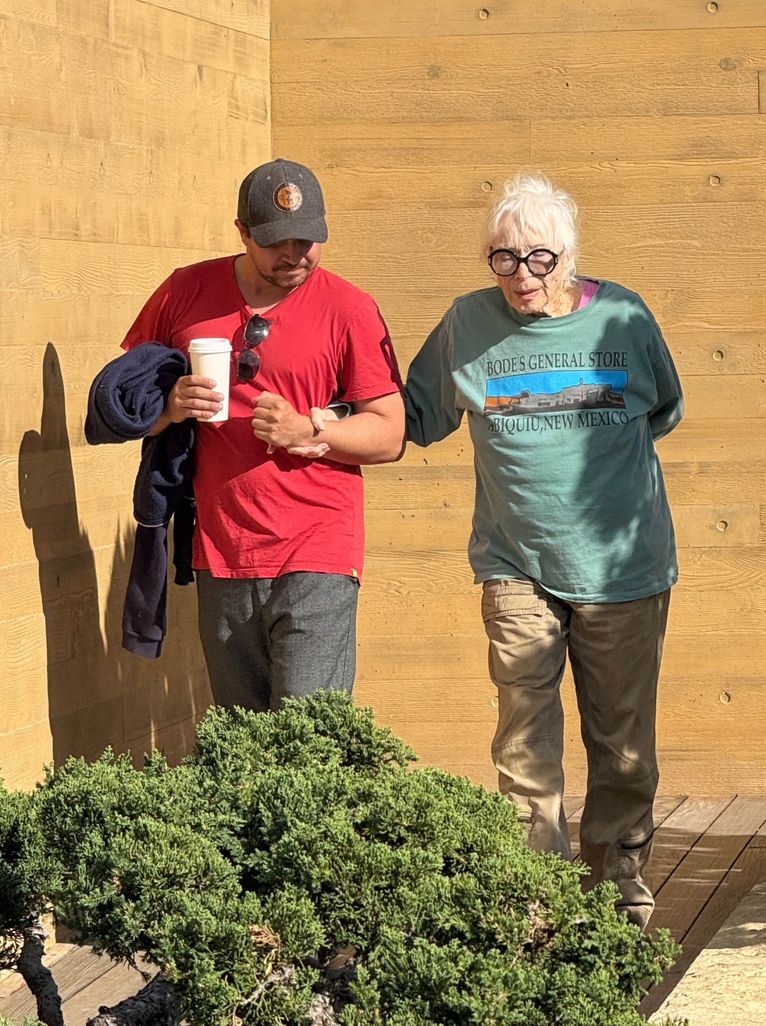 Zarafet yaşla değil, duruşla gelir dedirtti