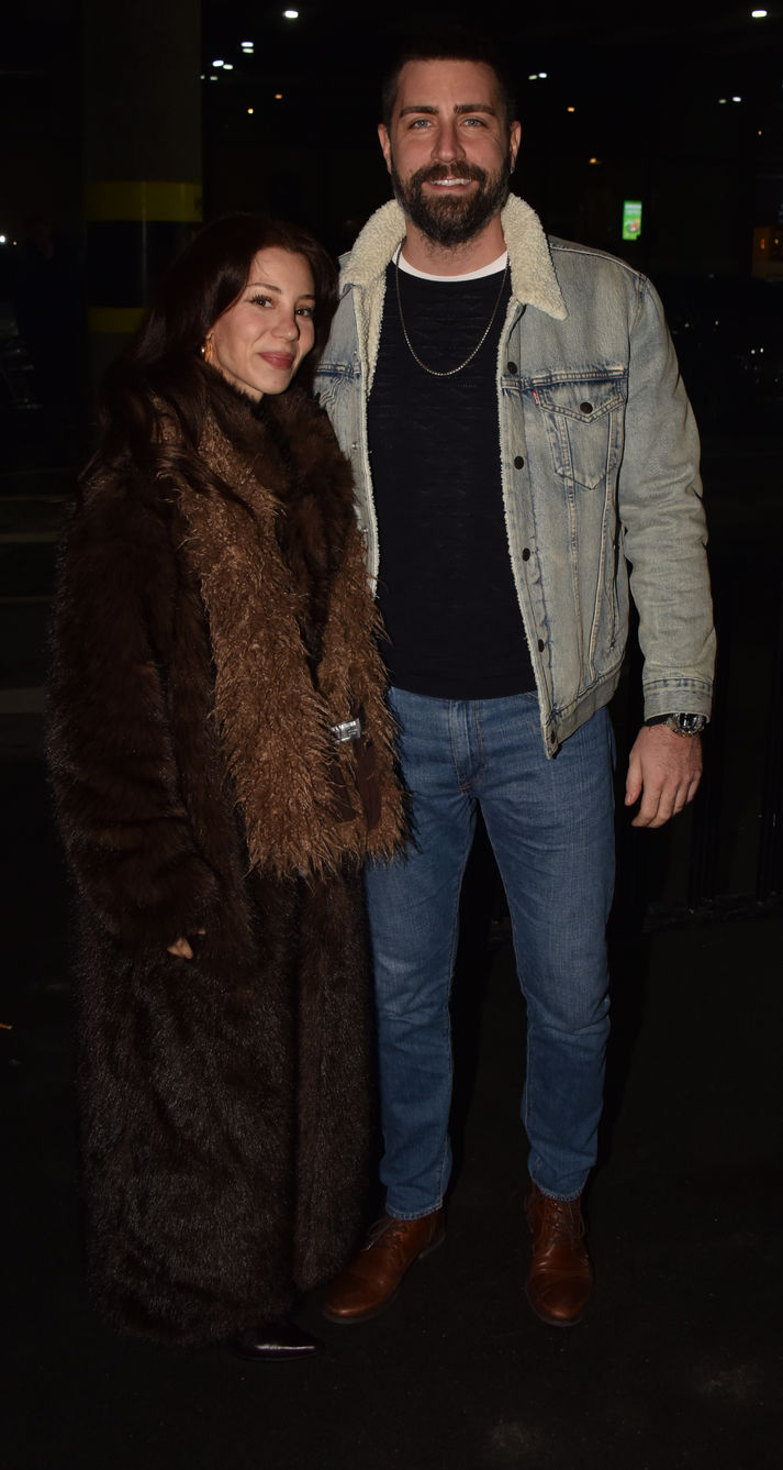 Sahne ışıkları, coşku, sevgi, baklava, anı yakalamak