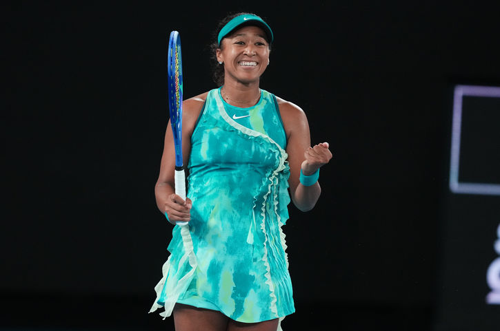 Denizanası esintili tasarım, kortta dikkatleri çekti