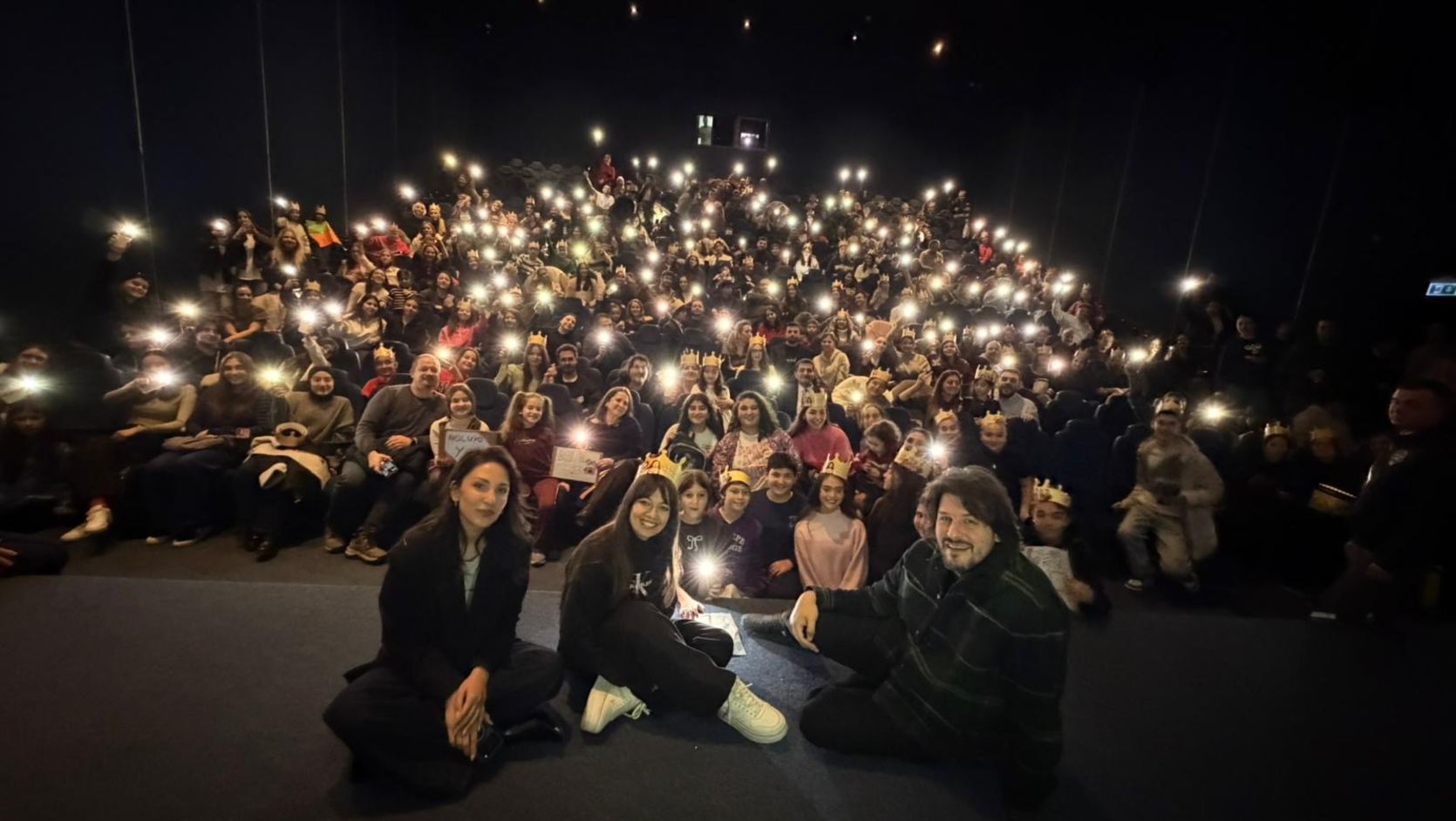 Kahkahalarla dolu, ailece izlenecek sıcak bir macera