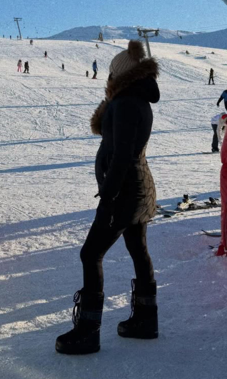 Ailecek mutluluk pozunda, yeni bir başlangıç haberi