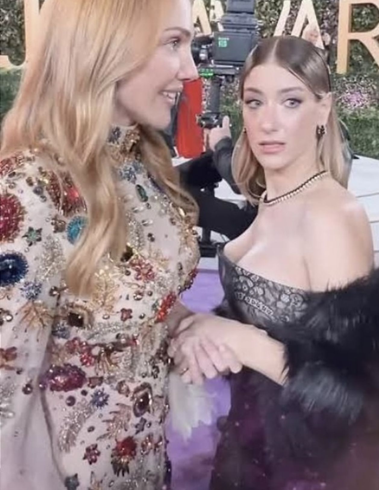 Gülüşler, anlar, dostluk Sadece güzel anılar bunlar