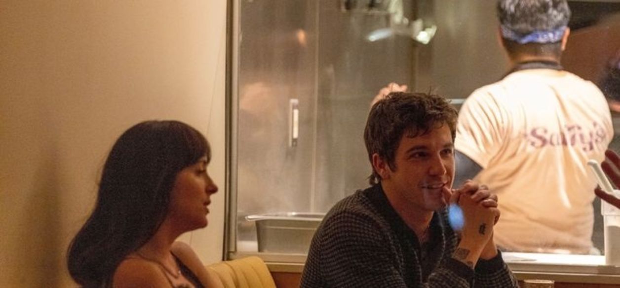 Gülüşler, bakışlar, yeni bir başlangıç haberi