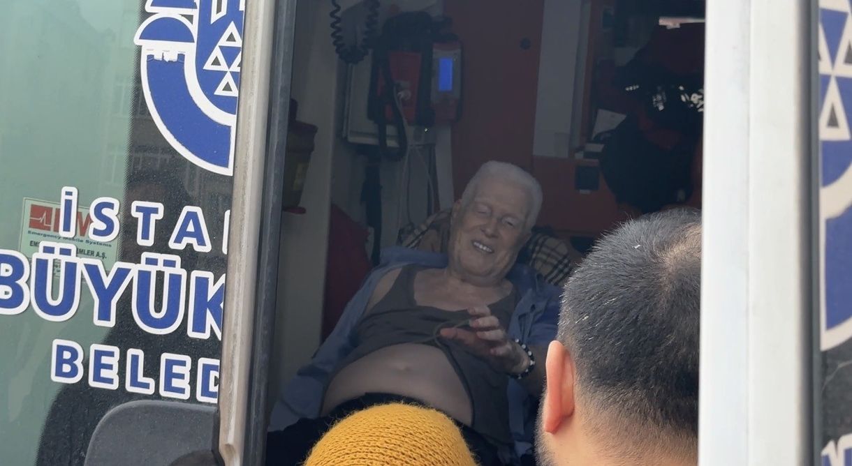 Perde kapandı, ışıklar söndü, tiyatro dünyası ağladı