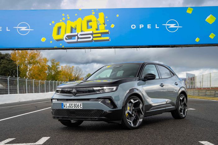 Yeni rekorlar geliyor, Opel ticari araçta iddialı!