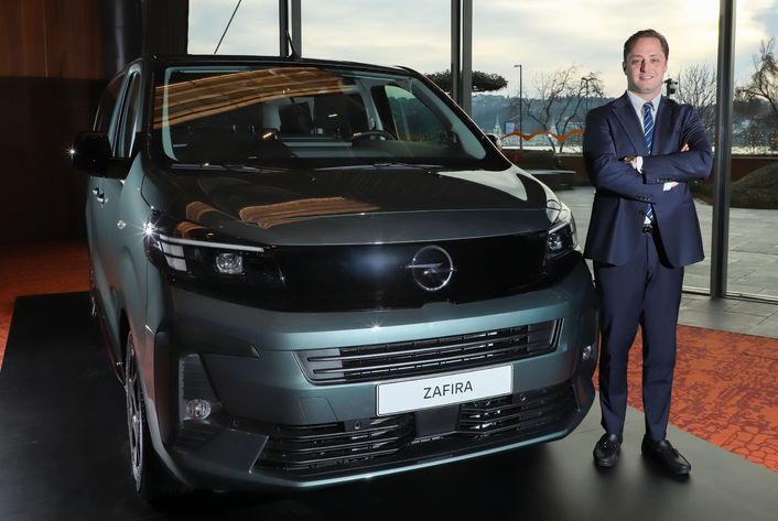 Opel, ticari araçta bayi ağıyla yeni zirveler hedefliyor