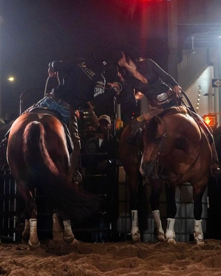 Aşk bitti, yeni sayfa açma zamanı gibi