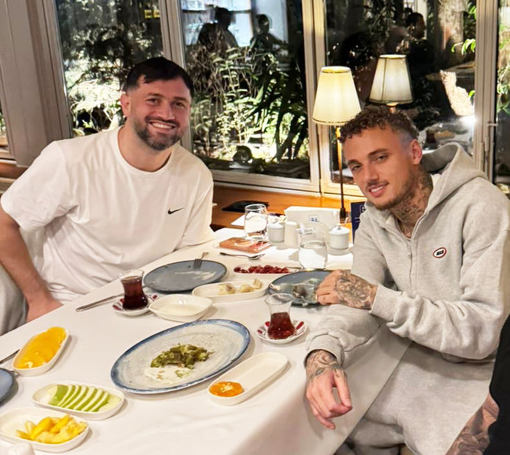 Kebap dumanı, yeni dostluk, İstanbul lezzeti!