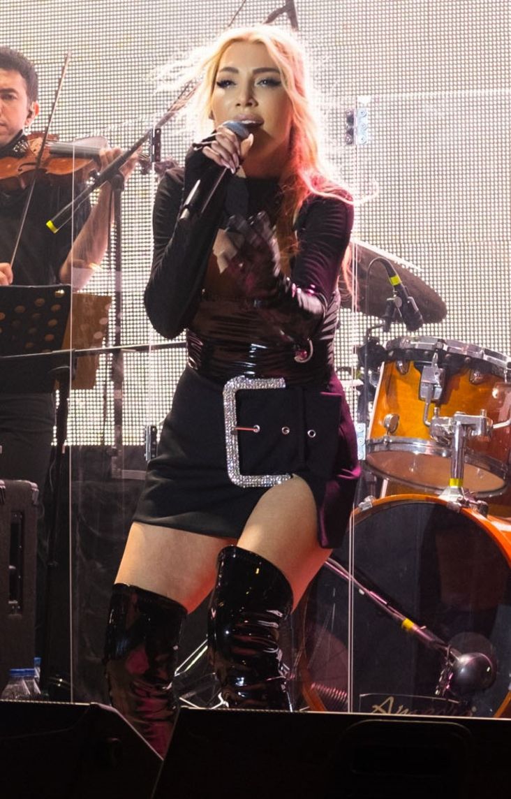 Sanatçı atışması! Hukuki süreç başladı, sahne rekabeti derinleşti