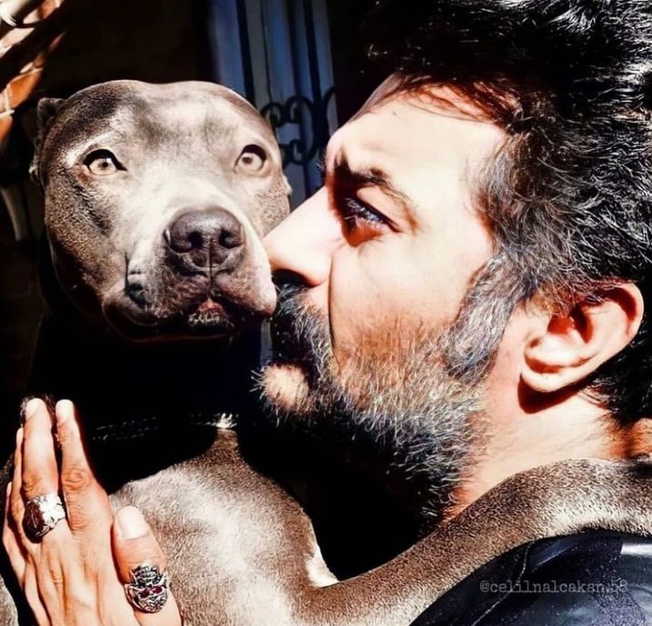 Kalbi burkmuş, dostluğu unutulmaz, Robin'e veda