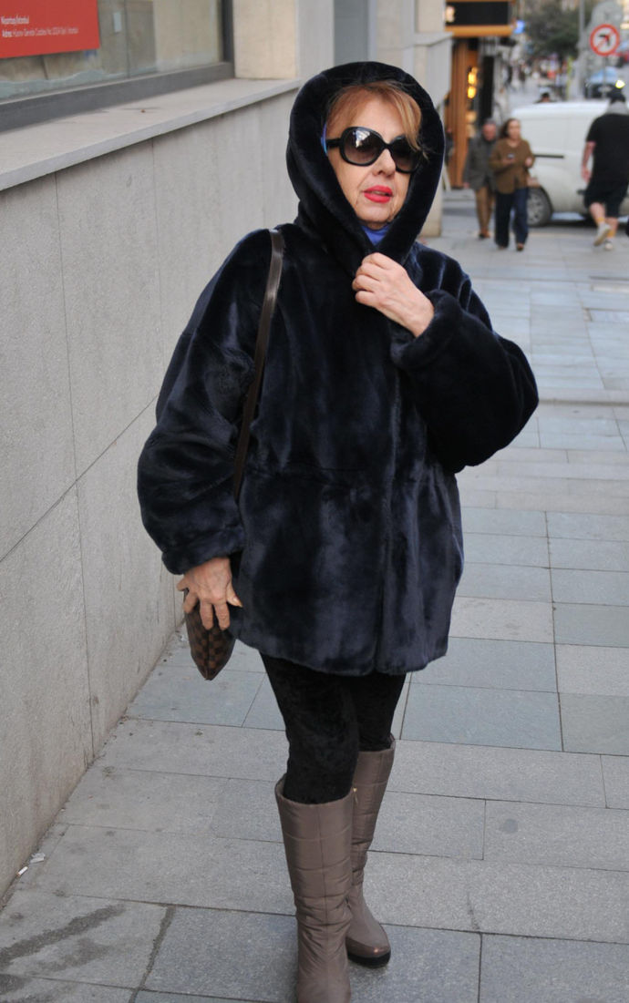 Enerji dolu, tecrübe konuşuyor, sahne ışığı hiç solmuyor