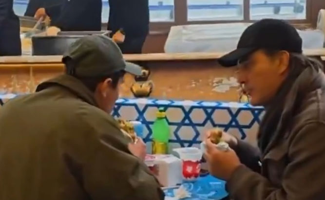 Balık ekmek keyfiyle İstanbul'a anı kazandırdı