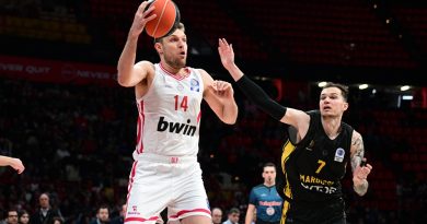 Sasha Vezenkov'den 23 sayı, Olympiakos derbiyi kazandı