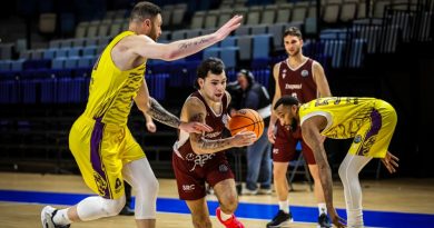 Beş oyuncu sahada, maç durdu, şaşkınlık hakim!