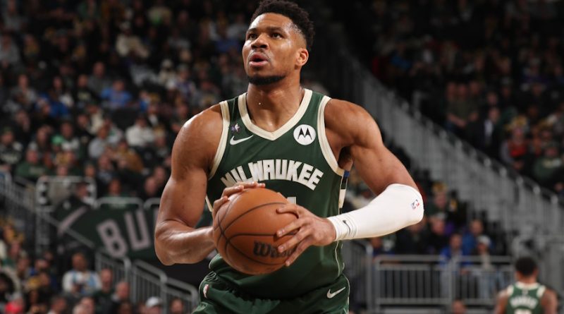 Thunder fırtınası esti, Bucks teslim oldu, Giannis konuştu