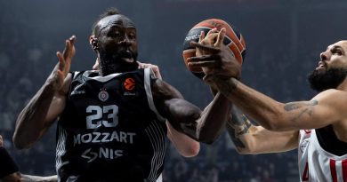 Meşaleler, atılanlar Partizan'a Euroleague'den ceza!