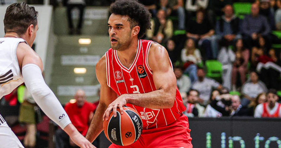 Sasha Vezenkov'un yükselişi, rekabet kızışıyor, zirve değişiyor