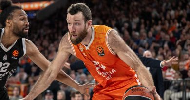 Diz sakatlığı, Costello'nun Valencia forması yokluğu anlamına geliyor