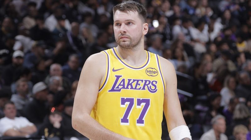 Doncic'in performansı, Lakers'ı durdurdu, skor krallığı zirvesinde