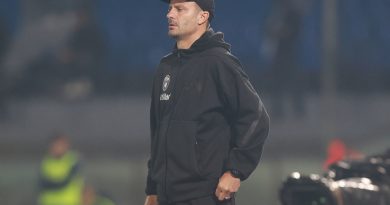 Genç forvet, yeni arenada sağlık kontrolünden geçti