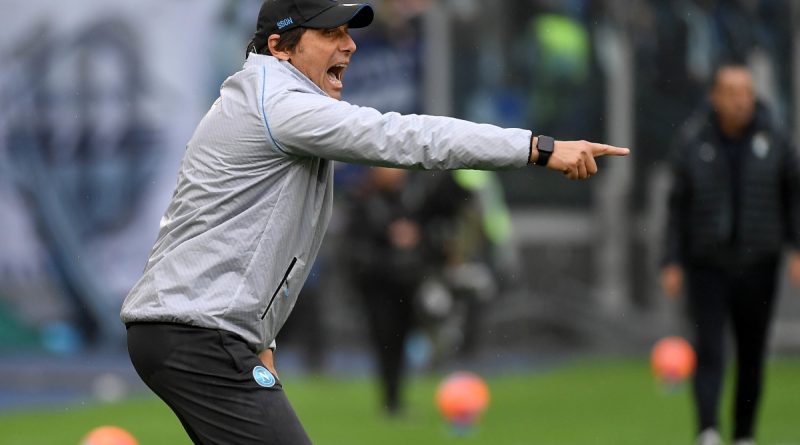 Tartışmalı penaltı, Conte'den eleştiri, Napoli-Verona berabere