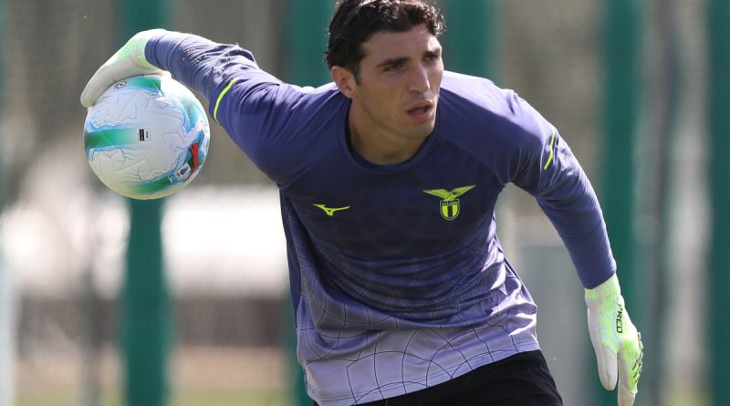 Kaleci Mandas Bournemouth'a, Lazio'ya büyük kazanç sağlıyor