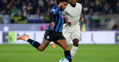 Siyah-beyazlılar, sol bekte bombayı patlatmaya hazırlanıyor