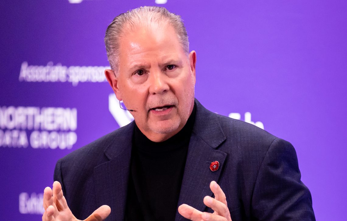 Değişim direnenler gitti, yapay zeka liderliği ön planda