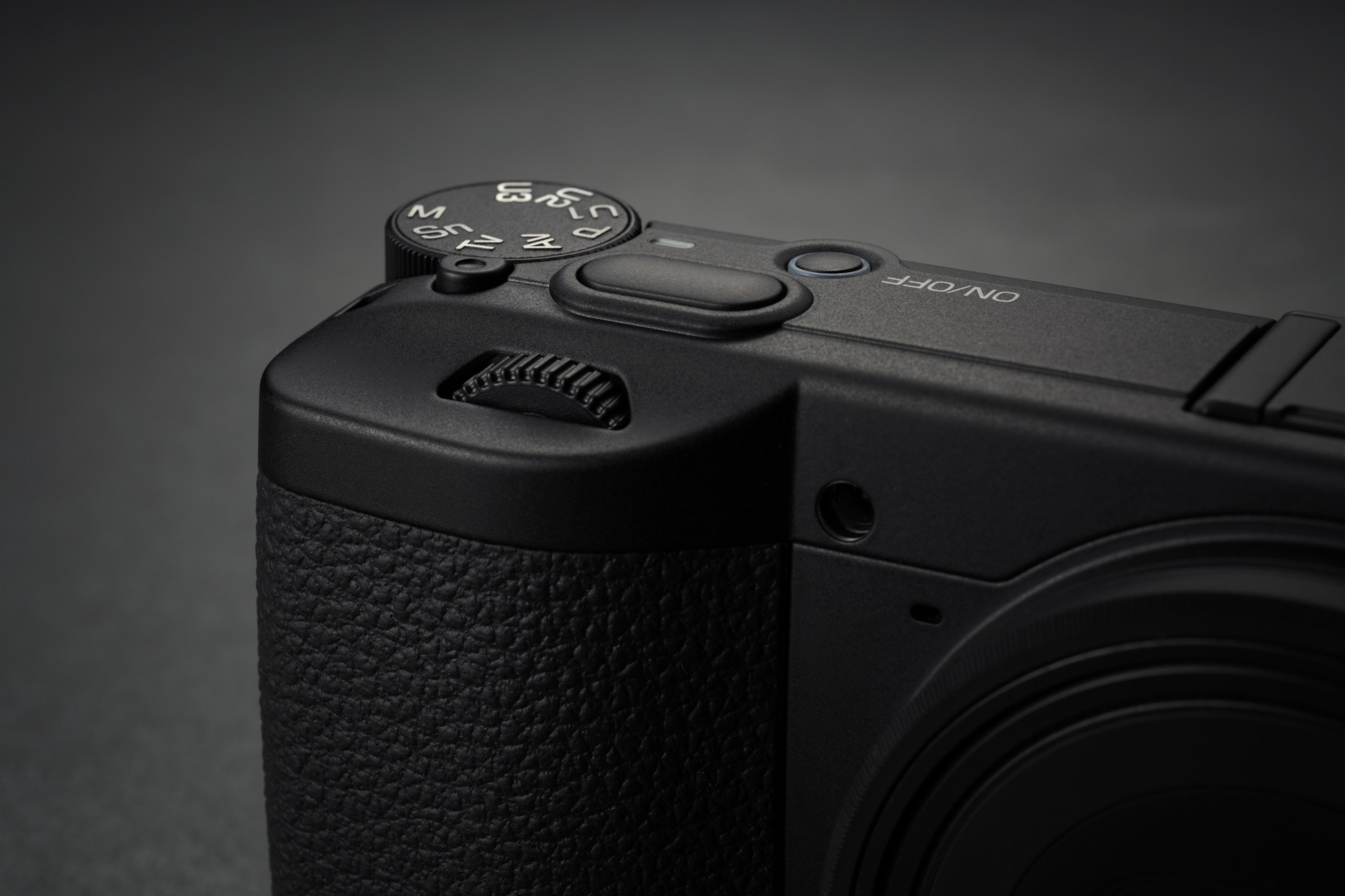 Siyah beyazın büyüsü, Ricoh'dan şimdiye kadar hiç görülmemiş bir deneyim