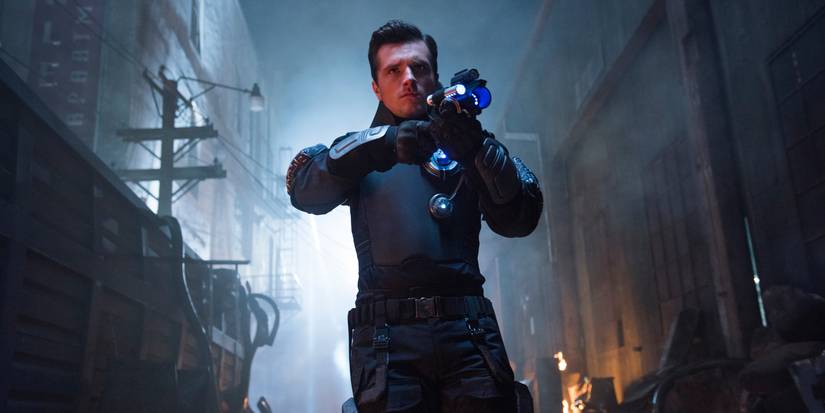 Geçmiş, gelecek, kahkaha ve nostalji karışımı bir macera