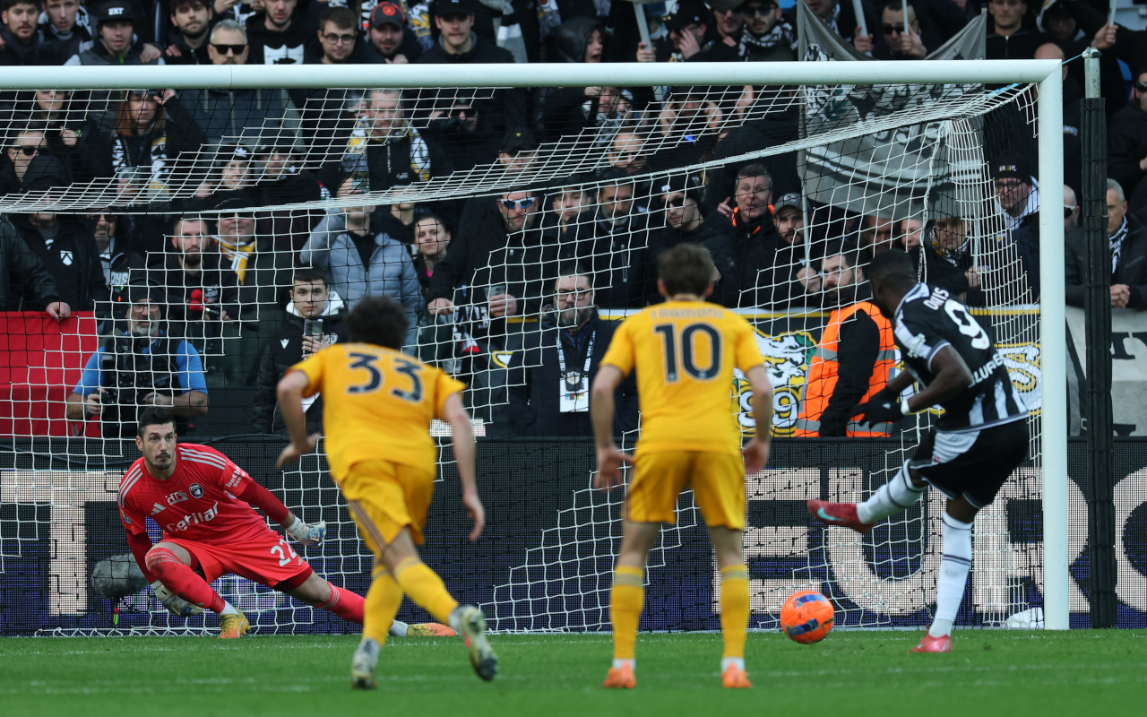 Sahada mücadele, gol sevinci, dramatik anlar, eşitlik