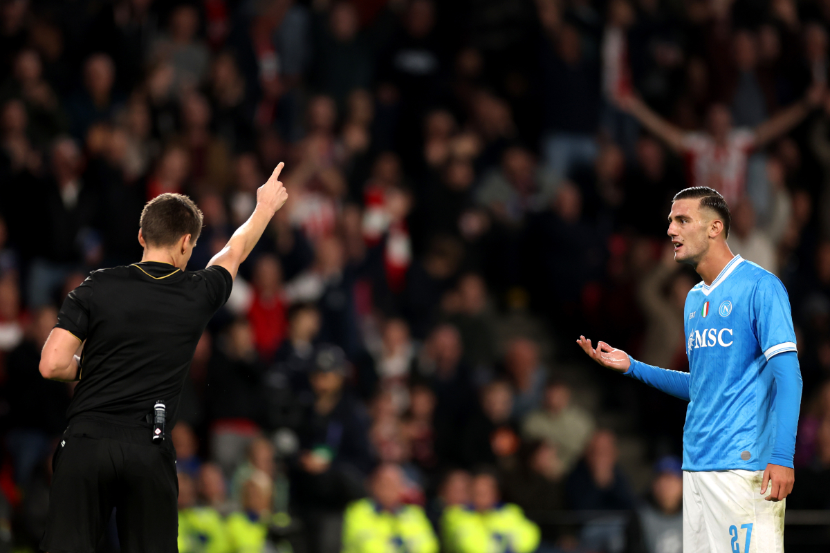 Yeni hedef, genç golcü Lucca için rekabet başlıyor