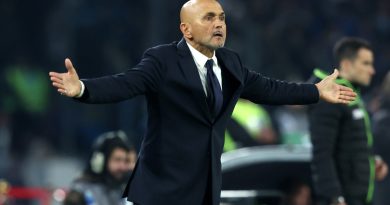 Tribünler karışıklık yaratıyor, Spalletti sert tepki verdi