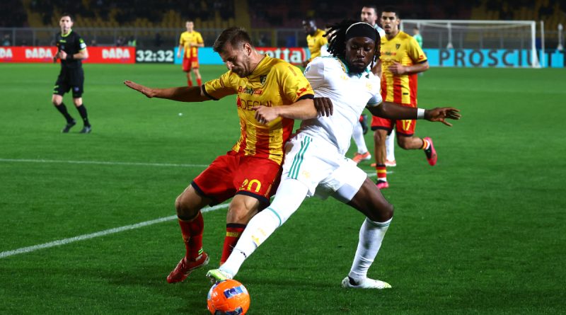 Aslan Roma, Lecce'yi yendi, sevinç amidinde sakatlık endişesi