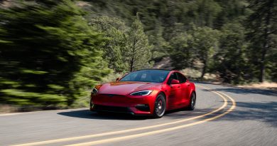 Robot çağı başlıyor, lüks otomobiller yerini devrediyor