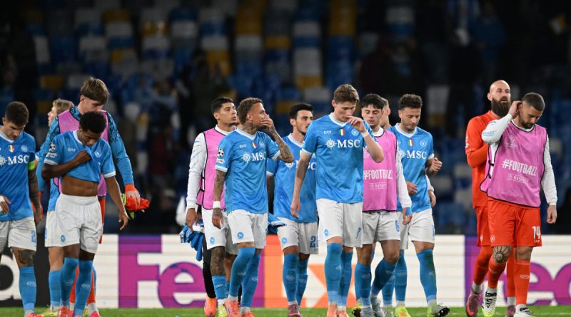 Sakatlıklar, fırsat yaratıyor; Napoli'nin gençleri sahaya!